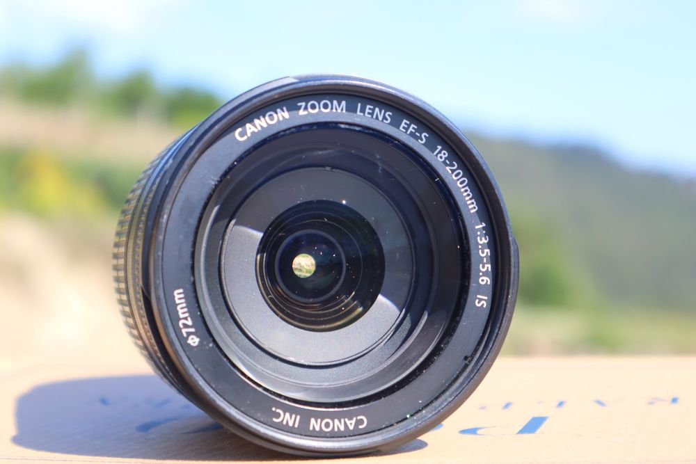 Canon EFS 18-200 mm F/3.5-5.6 IS