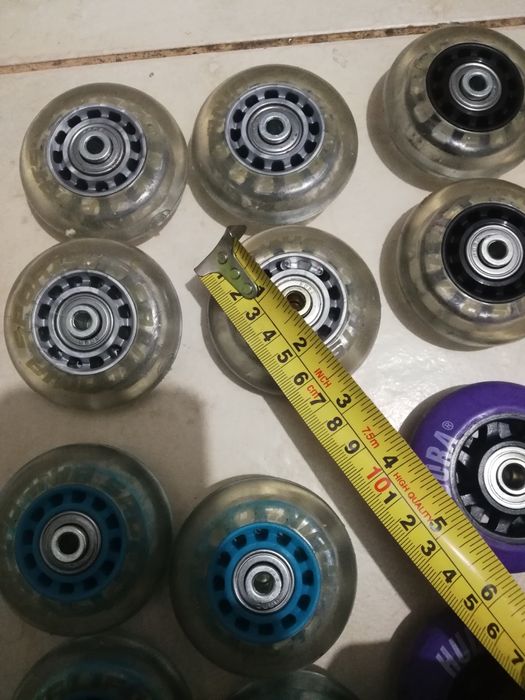 Vendo Roda suplente de patins em linha completamente novos