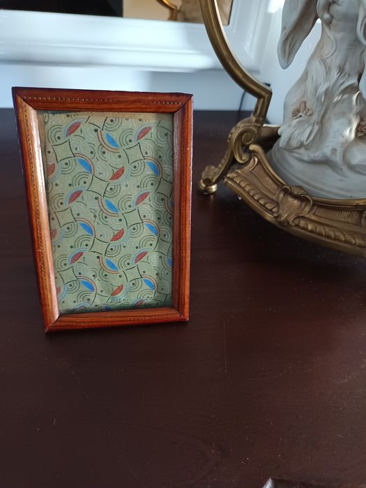 Moldura vintage da "Moldura Nacional Lda.