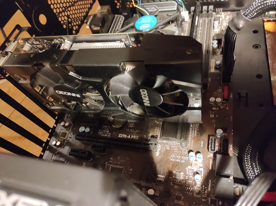 Karta Graficzna INNO 3D GTX 1050 TI używana kilkukrotnie