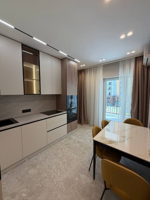 Продам квартиру Краснова Кадор 67 Жемчужина двушка 67 метров