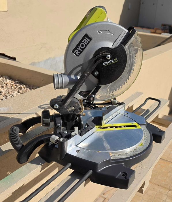 Vendo Ryobi serra esquadria EMS1122LHG