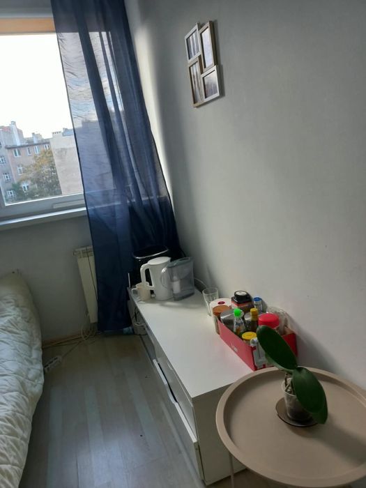Pokój w mieszkaniu 3 pokojowym CENTRUM