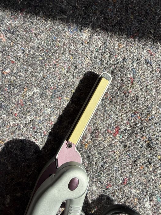 Дорожній випрямляч для волосся philips salonstraight want2move