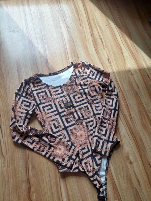 Body damske stylu greckim