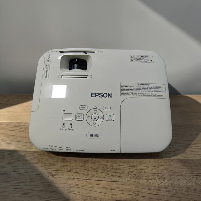 Проектор Epson EB-X12 3LCD HDMI 2800 Lm + Пульт для презентацій з лазерною указкою, HDMI кабель, Перехідник HDMI - DVI D