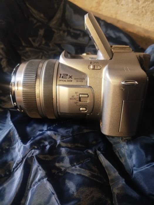 Panasonic Lumix DMC-FZ50.