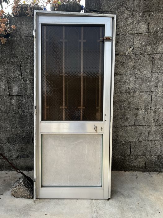 Porta de entarda a venda