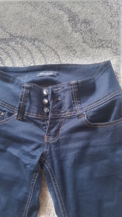 Spodnie jeans rozmiar 38
