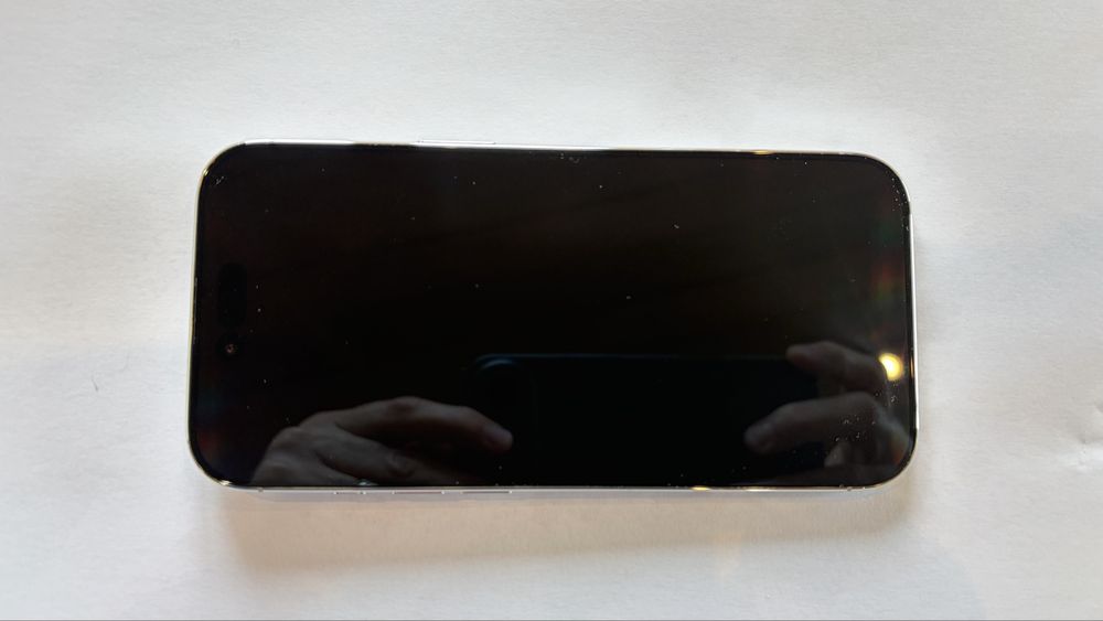 iPhone 17 Air 256GB Branco –Como Novo –Bateria 100% (Ativado Set 2025)