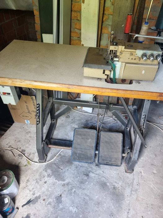 Оверлок виробництва Німеччини