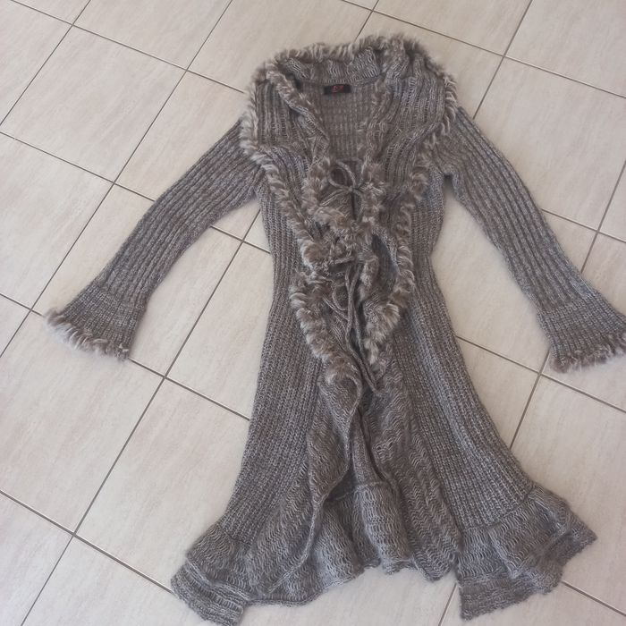 Moherowy  damski  długi  sweter-s-36-35% acryl.35% moher.30% woll