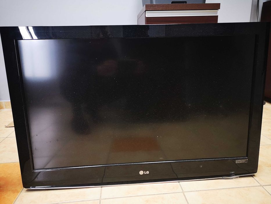 Telewizor LG 37LH3000