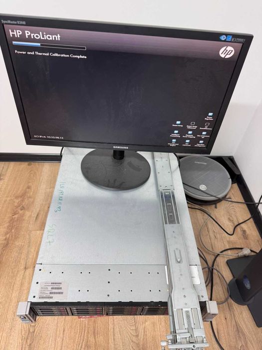 HP ProLiant DL380p Gen8 (16×2.5" SFF)