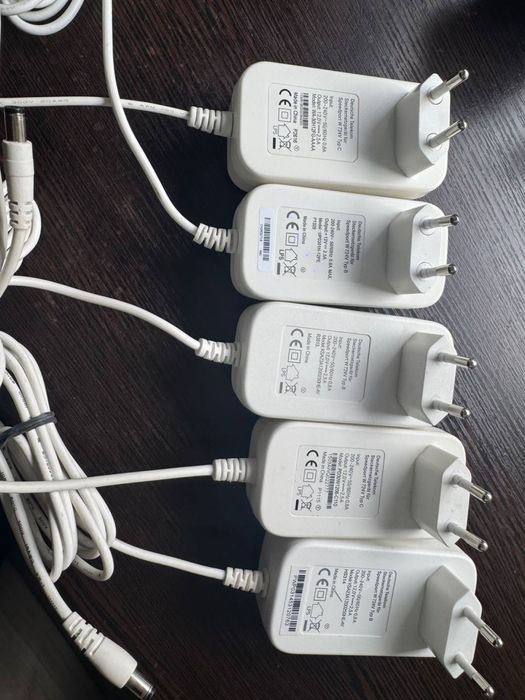 Оригінальні блоки 12в 2.5а 30ват Deutsche Telekom.