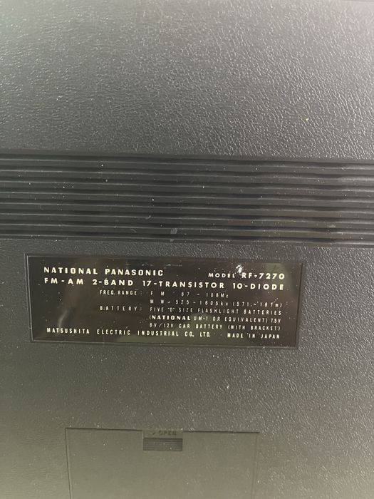Gravador cassete e radio Panasonic
