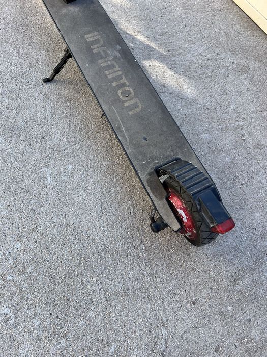 Trotinete eletrica Infiniton