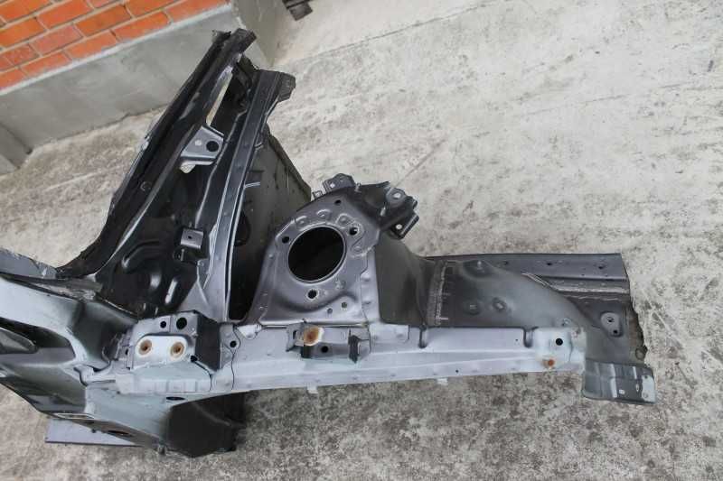 Lexus RX 2009- Четверть передняя правая Лонжерон