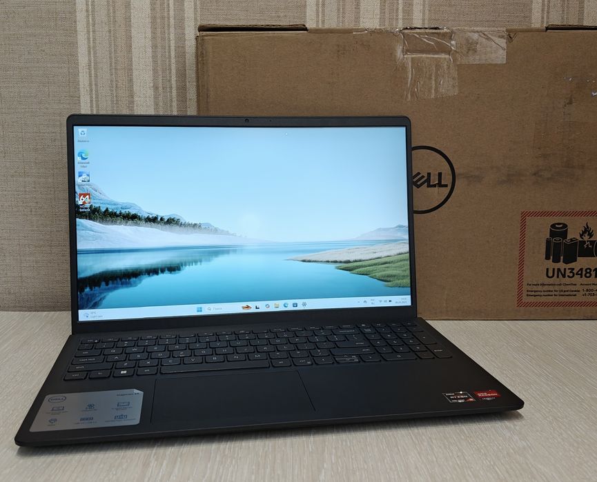 Ноутбук Dell 15,6" FHD IPS, Ryzen 5 7520U, 8GB DDR5, 512Gb SSD