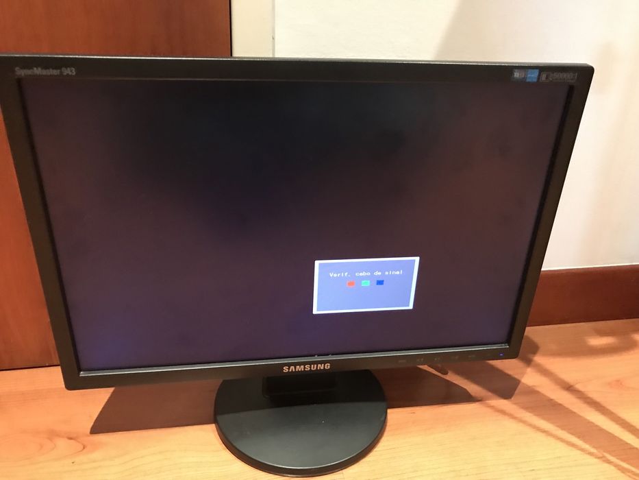 Monitor marca Samsung modelo 943 NW