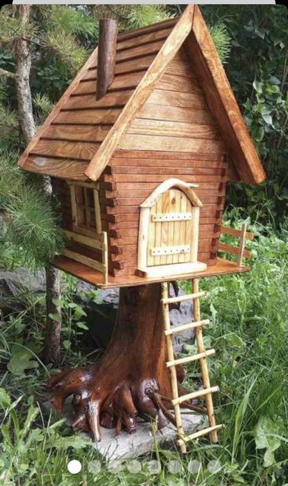 Дерев’яний будинок для саду