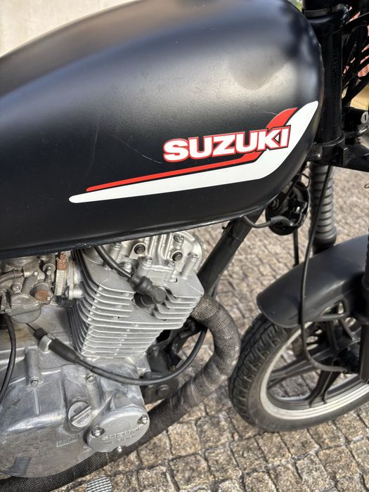 Suzuki GN125 para venda