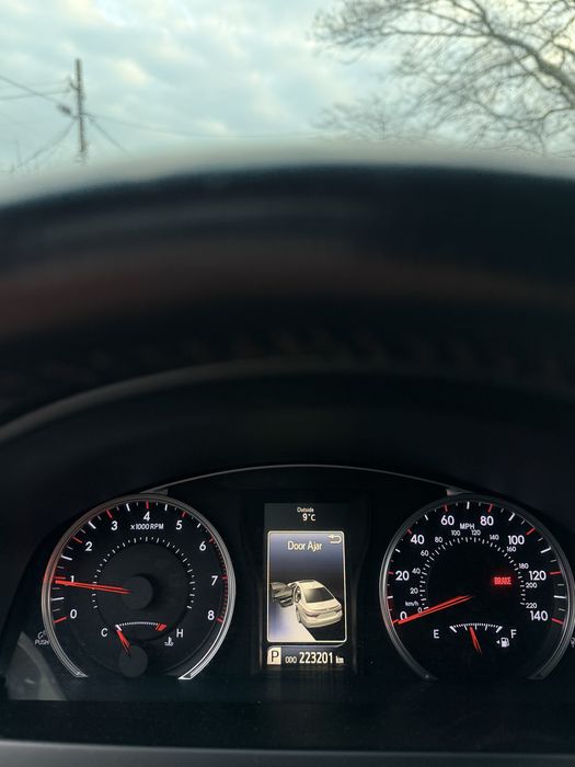 Продажа машины Toyota Camry