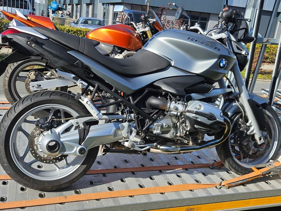 BMW