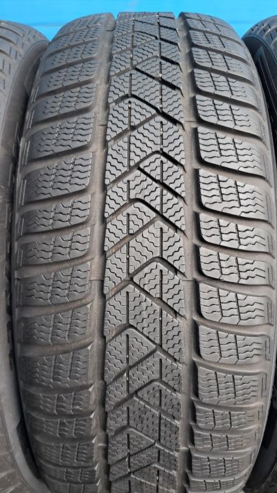 225/55R17 97H Pirelli Sottozero 3 MO BMW