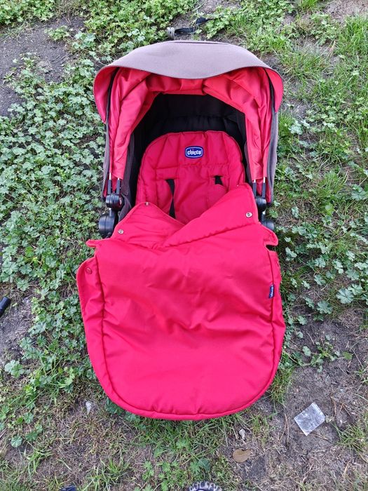 Sprzedam wózek z Chicco 2 w 1