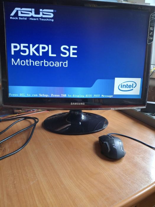 Продам монітор самсунг