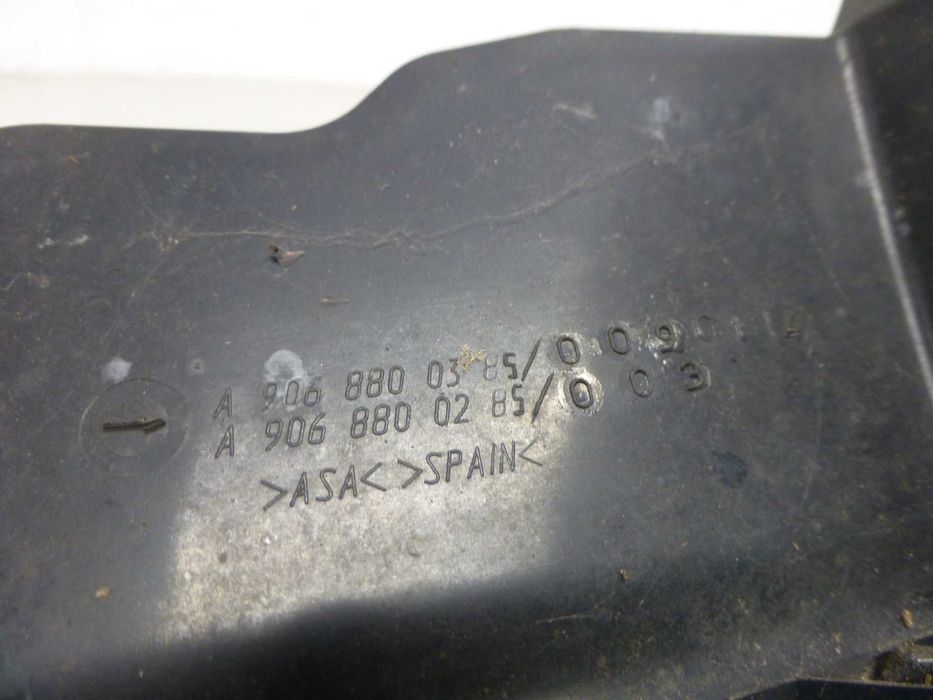 MERCEDES SPRINTER 906 grill atrapa A906.880.0385 oryginał ładna