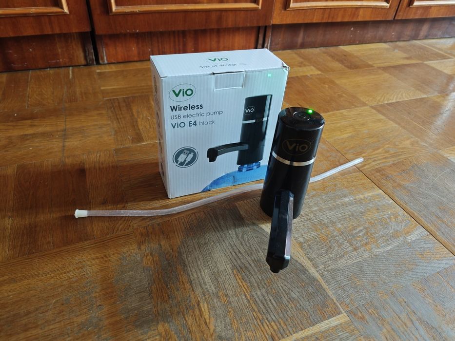 Помпа для води Vio E4 black