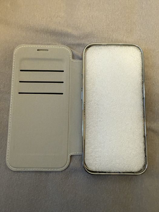 Futerał do iPhone 16 pro