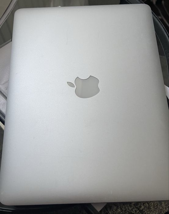 MacBook Air 13” Early 2014 (A1466) – sprawny, macOS Sequoia 15.7.3