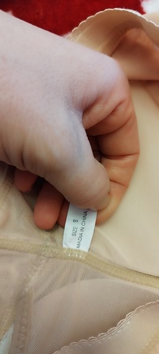 Majtki/ szorty z poduszkami zwiększającymi pupe