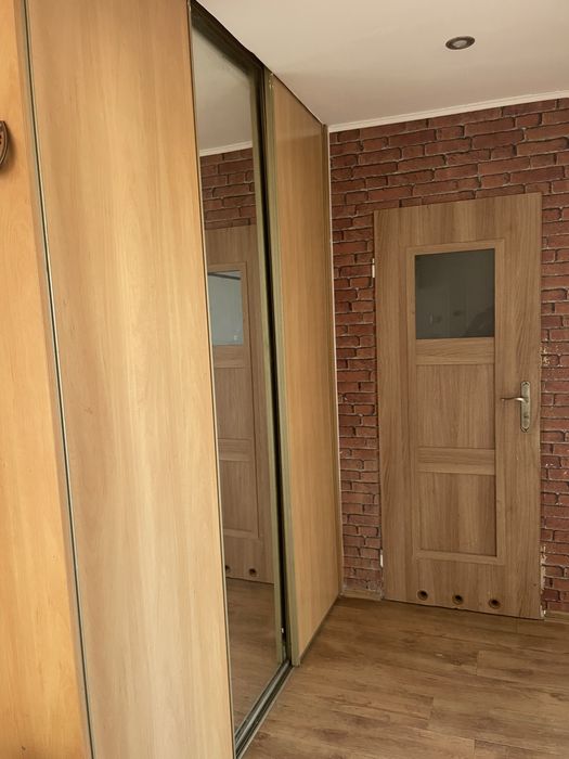 Mieszkanie  -3 pokoje  57m2. 4pietro