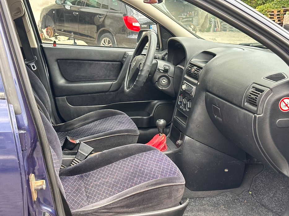 Автомобіль OPEL ASTRA J