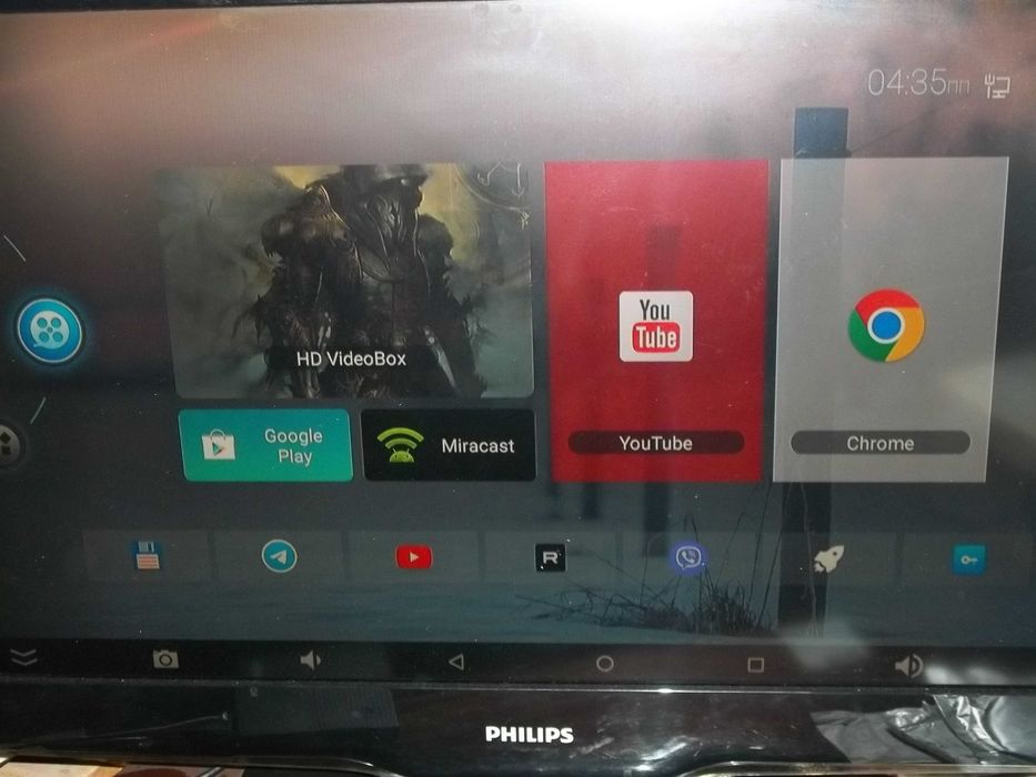 PHILIPS full HD 32 дюйма все хорошо (смарт ТВ