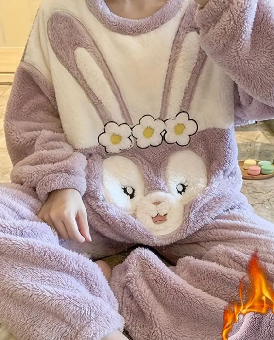 Піжама жіноча тепла з зайцем   XL 1 шт