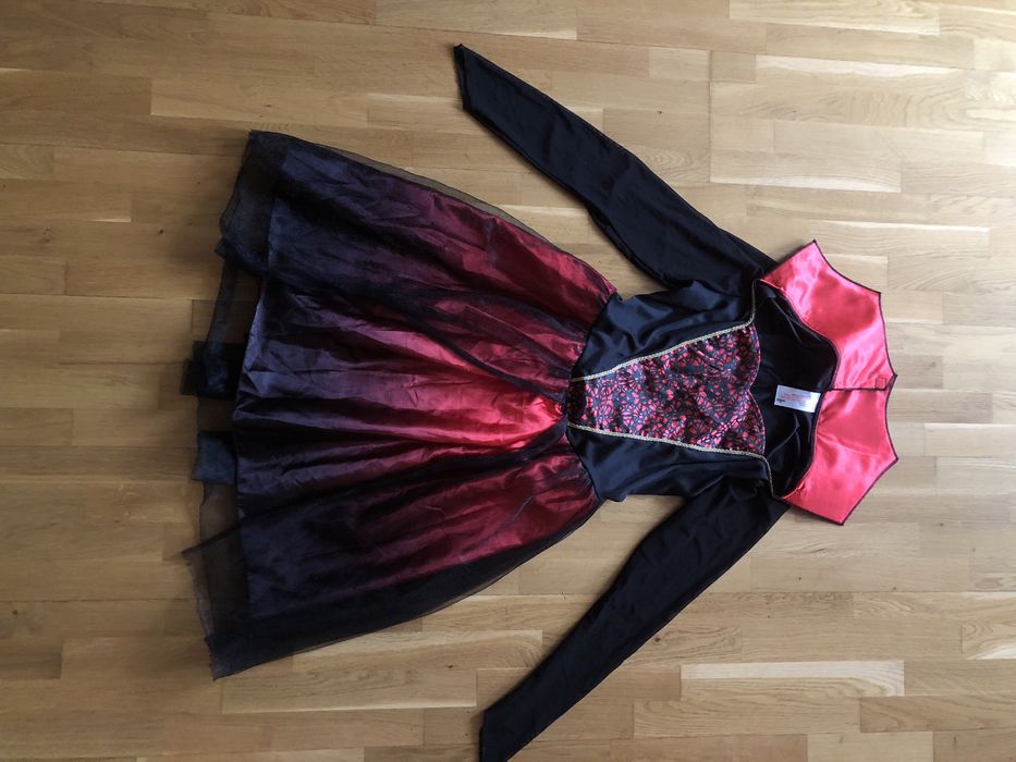 Плаття сукня відьми ведьми костюм на хеллоуін гелловін Меліфісента