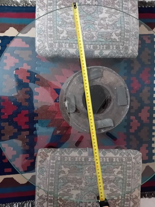 Mesa de centro com 2 assentos