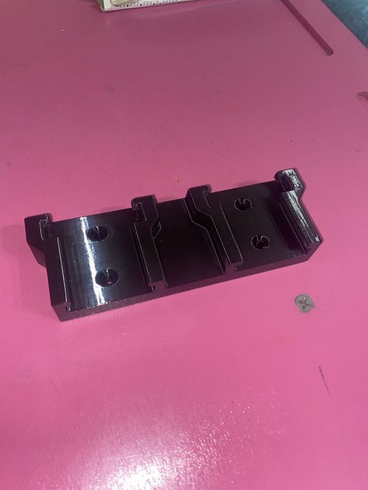 Тримач на milwaukee акумулятори та шурупокрути