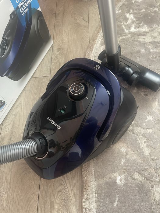 Пилосос самсунг новий