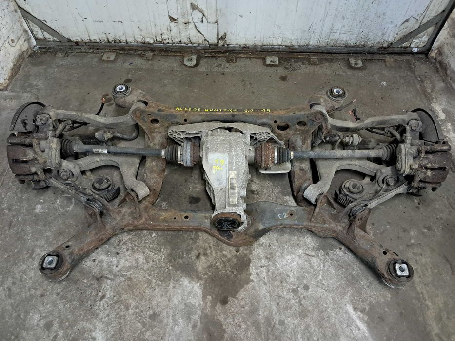 Belka zawieszenia tył tylna QUATTRO sanki wózek kołyska AUDI A4 B8 A5