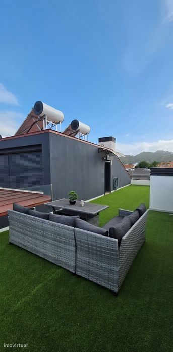 Apartamento T2+1 com Mezzanine e Terraço em Aires, Palmela