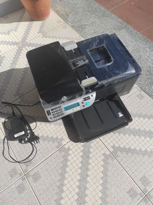 Impressora HP com tinteiros