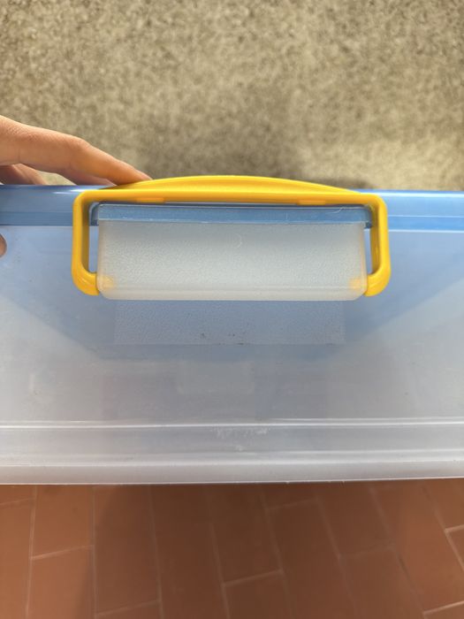 Caixa gigante para arrumação