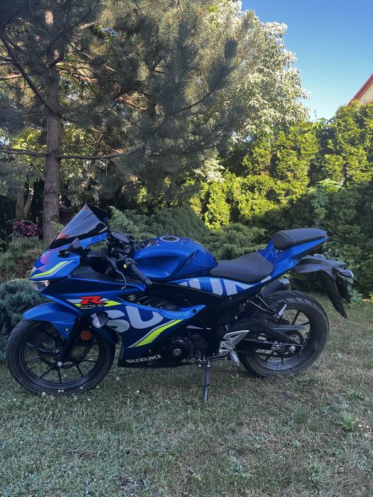 Suzuki GSXR 125 Salon PL