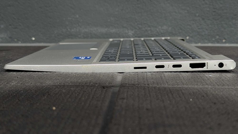 Palmrest (carcaça e teclado) para HP EliteBook 840 G7 e G8